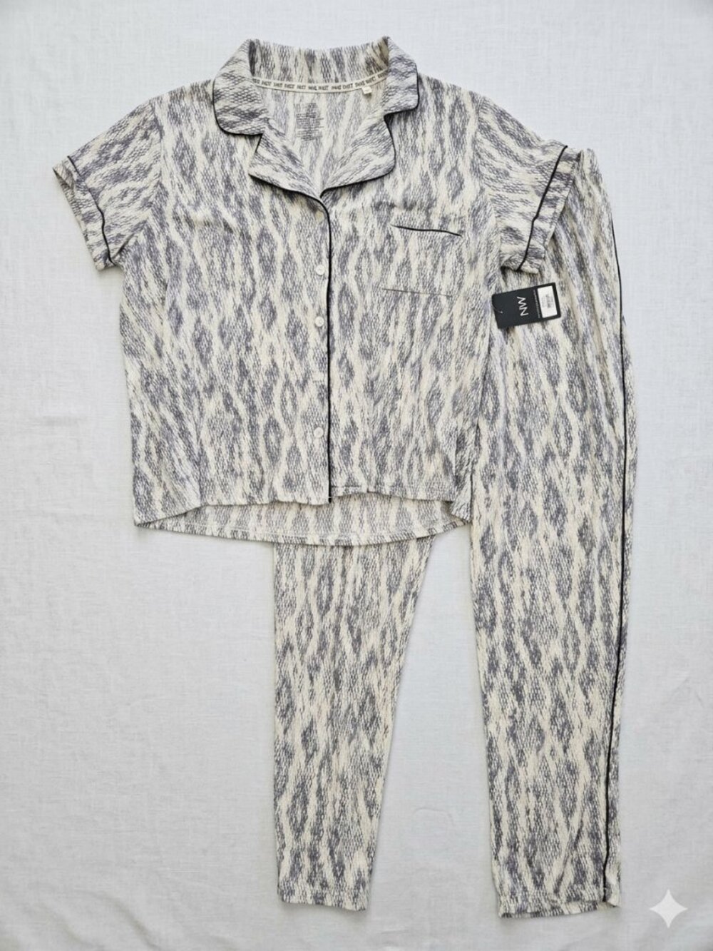 NWT Nine West Women's Pajama Set Snake Print Short Sleeve Top & Pant XL